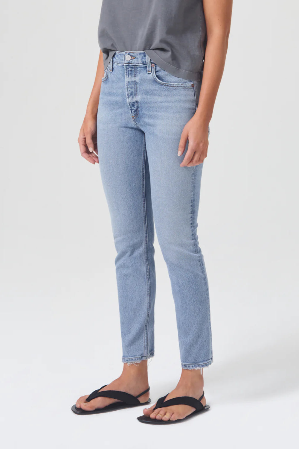 Willow Mid Rise Slim Crop