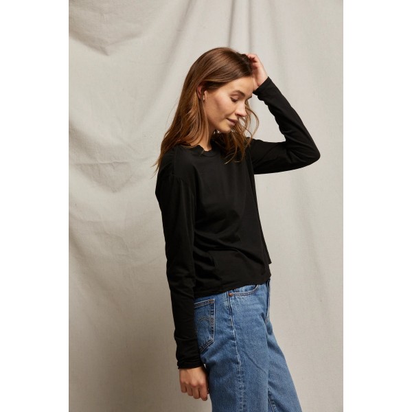 Axel Long Sleeve Crew Tee