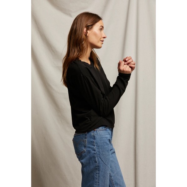 Axel Long Sleeve Crew Tee