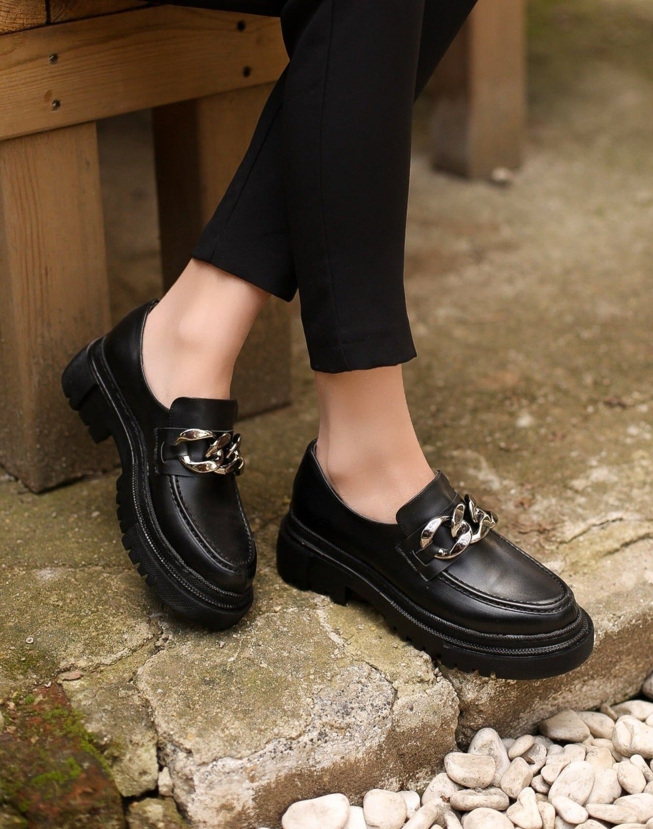 Nelly Leather Loafers
