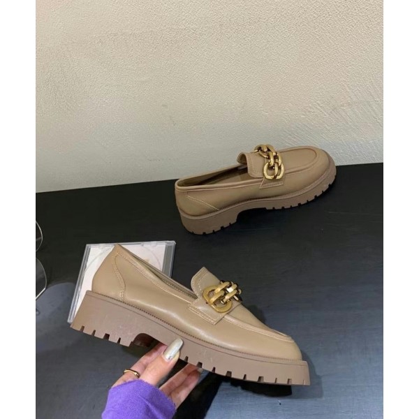 Elina Metal Chain Loafers